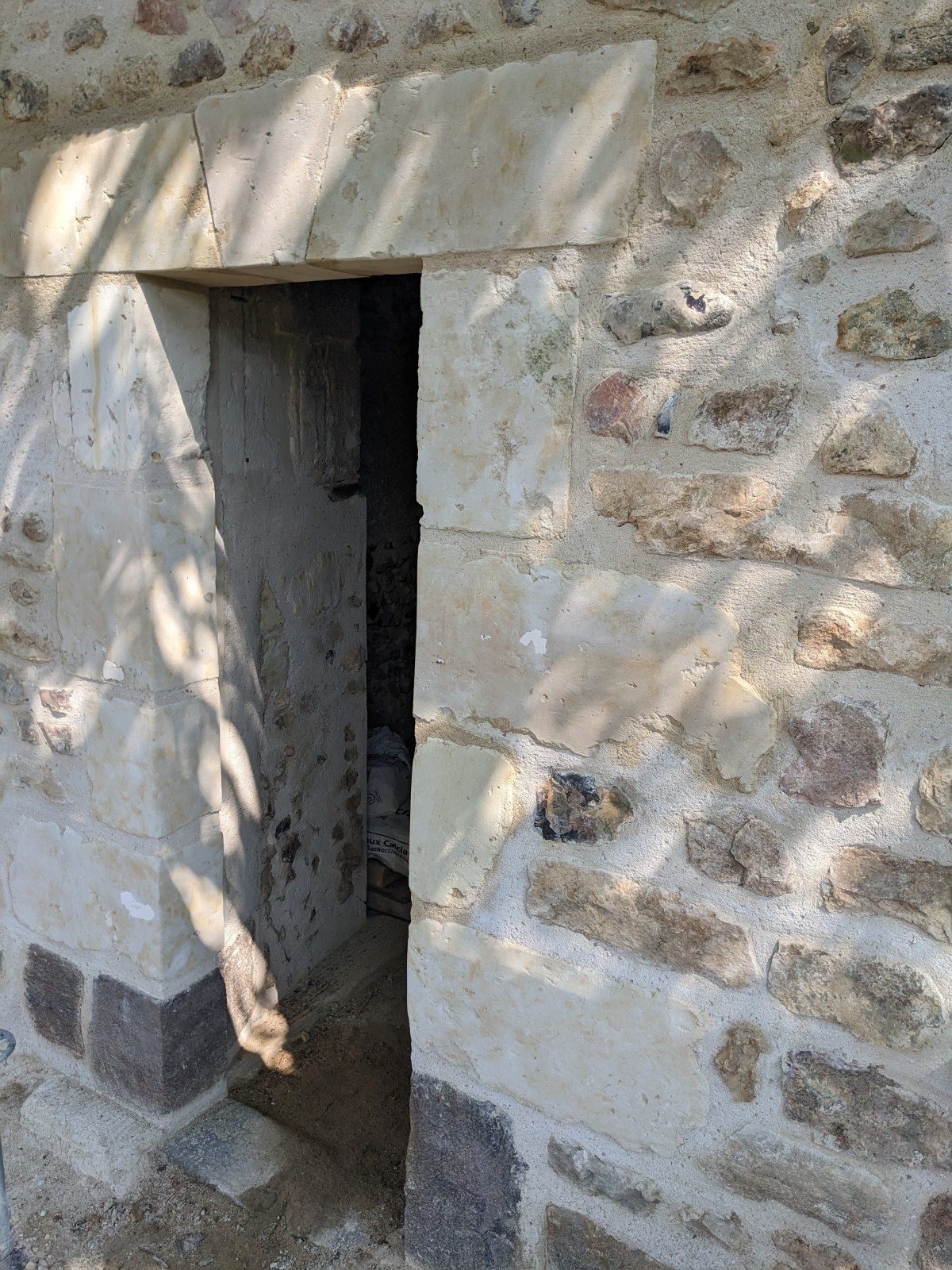 Chenil de l&rsquo;aile Est – Chantier 01 – La Renaissance d&rsquo;une pièce&nbsp;oubliée