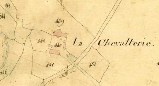 Un extrait du cadastre de 1829, accompagné d’une photographie actuelle montrant la tour et la dépendance